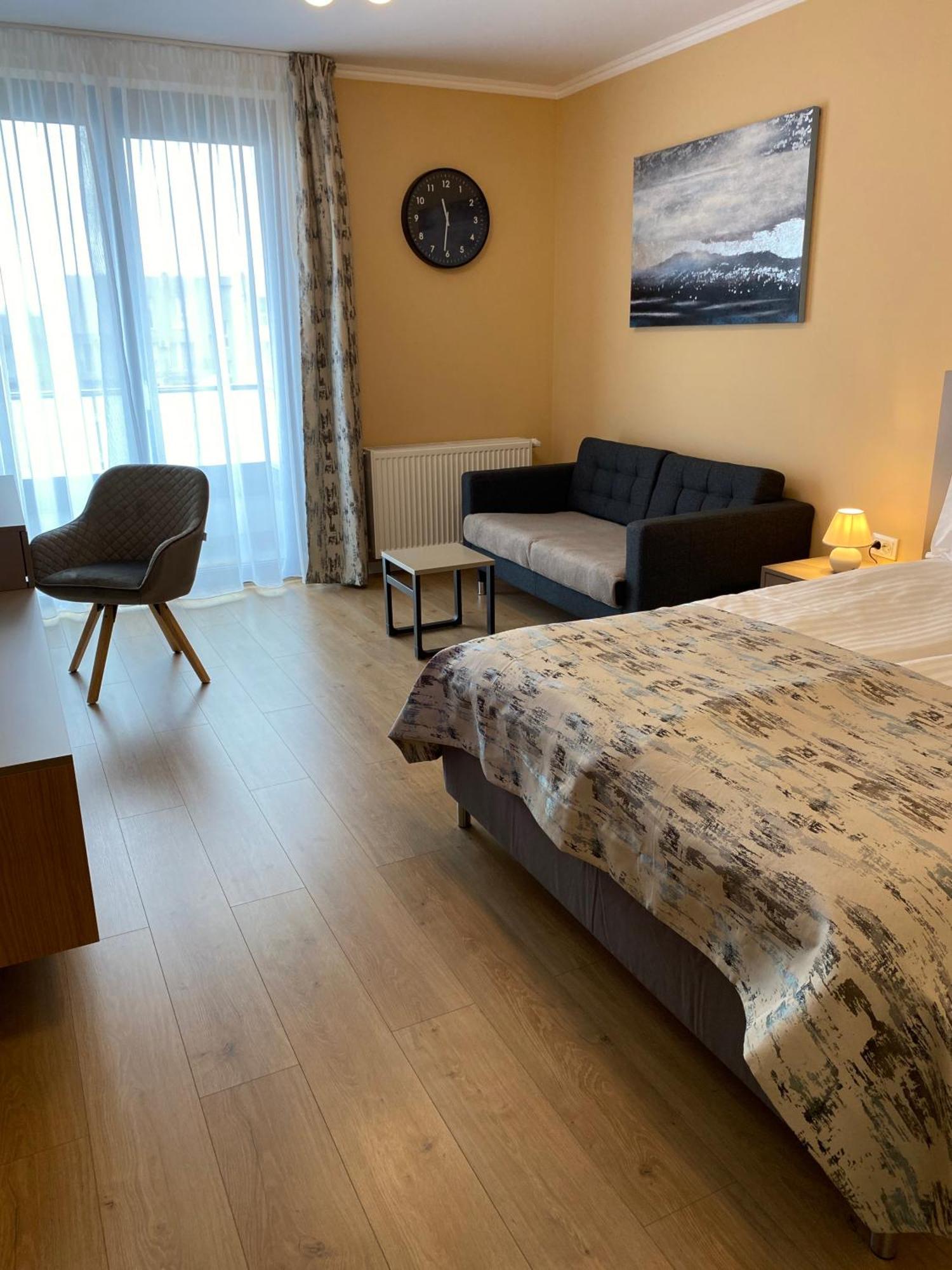 Parklake Home Cluj-Napoca Eksteriør billede